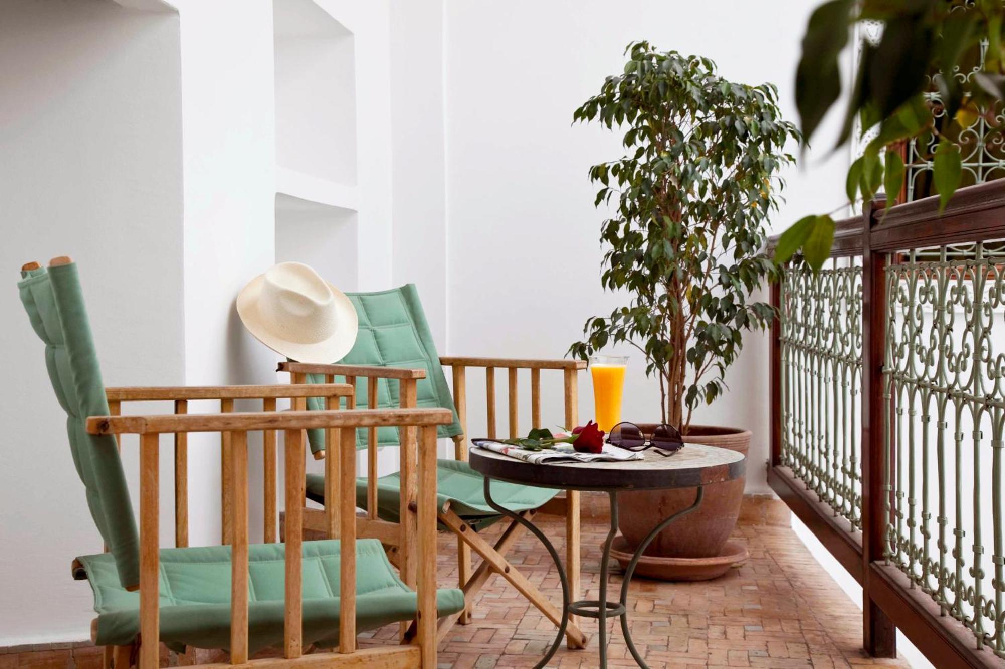 Riad Les Bougainvilliers Marrakesh Bagian luar foto