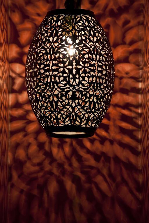 Riad Les Bougainvilliers Marrakesh Bagian luar foto