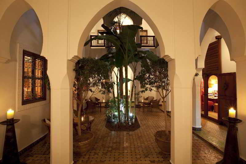 Riad Les Bougainvilliers Marrakesh Bagian luar foto